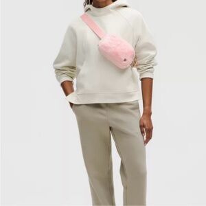 Lululemon Athletica Pink Fuzzy Crossbody Bag Everywhere Belt Bag 1L
Plush Fleece